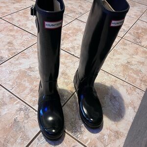 Hunter Original Tall Gloss Black Rain Boots